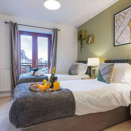 Broughton House With Free Parking, Balcony, Fast Wifi And Smart Tv With Netflix By Yoko Property Milton Keynes Bagian luar foto